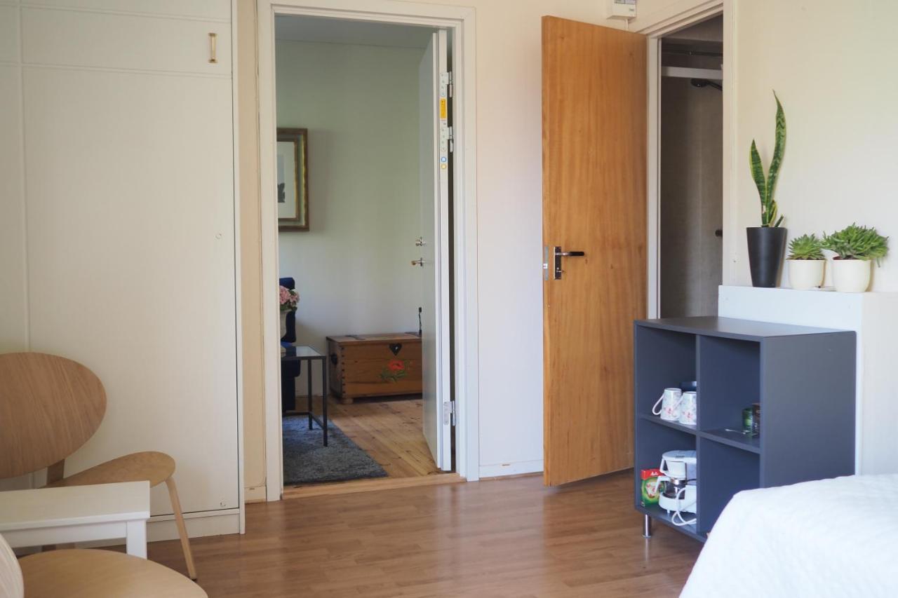 Brukshotellet Oeland - Vandrarhem Degerhamn Ngoại thất bức ảnh